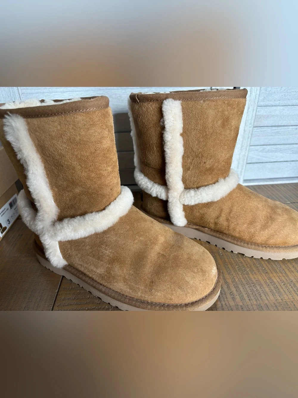 UGG Kids Hadley Boots Chestnut Suede Shearling Mid Calf Size 3 Kids